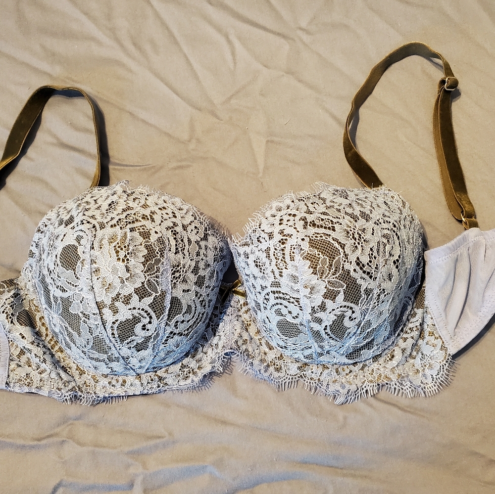 Victoria's Secret Dream Angel 32DD Bra
